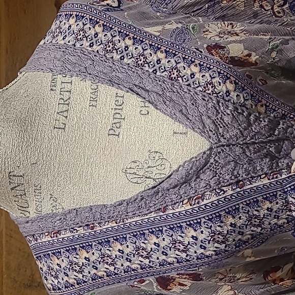 Boho long sleeve top size lg - Picture 2 of 6